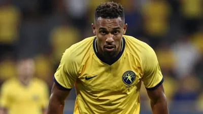 Wolverhampton Wanderers face fan fury as Toti Gomes underperforms in a 2-2 draw with Blackburn Rovers, sparking calls for...