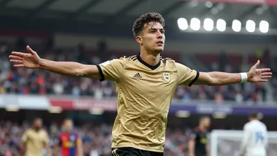 Wolverhampton Wanderers retain winger Mateus Mane after late Manchester United interest, while the team deals with a...